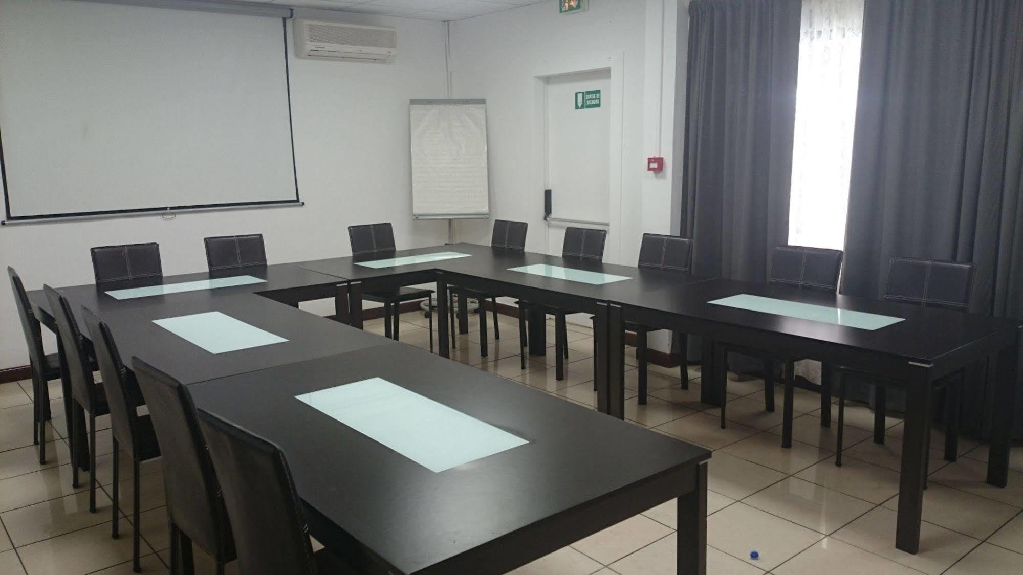 ホテル Ibis Styles Cayenne Centre Amazonia エクステリア 写真